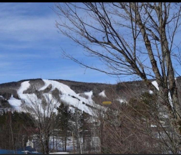 Condo Sur 2 Niveaux Avec Magnifique Vue Sur La Montagne Stoneham Luaran gambar